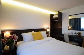 Pelican London Hotel and Residence - Habitación