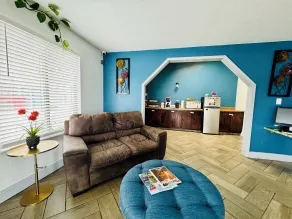 Ozark Inn and Suites - Siddeområde i lobbyen