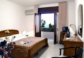Hotel Alceste - Chambre