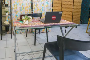 Akasia Budget Hotel - Rezeption