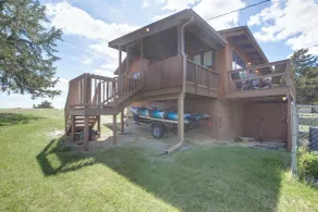 < 1 Mi to Tuttle Creek Lake: Cabin w/ Deck - Innenbereich