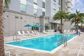 TownePlace Suites by Marriott Orlando Near Universal - Piscine
