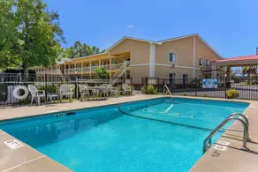 Econo Lodge St George - Piscine
