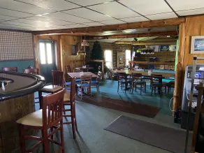 Laurelwood Inn and Steakhouse - Restaurant