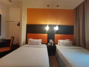 2 Inn 1 Boutique Hotel & Spa - Room