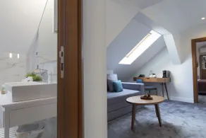 Public House Hotel - Room