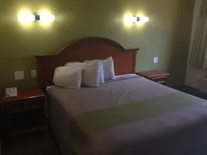 Red Carpet Inn - New Brunswick - Chambre