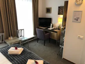 Hotel De Keizerskroon - Quarto