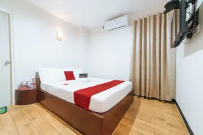 RedDoorz @ Rosario Street Bacolod - Habitación