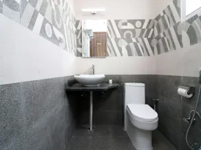 OYO 23584 Ivy Resort - Salle de bain