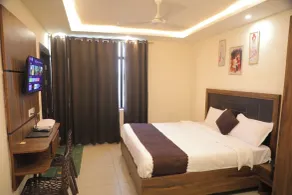 The Royal Casa Hotel and Banquet - Room