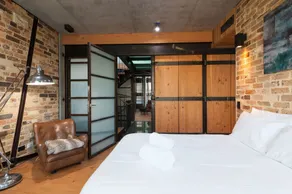 Executive Rental Style House - Rum