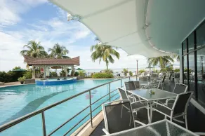 Flamingo Hotel by the Beach, Penang - Restaurant