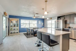 Canal & Gulf Views: Spacious Hudson Home - Interiør