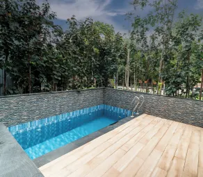 Forrest - Pool