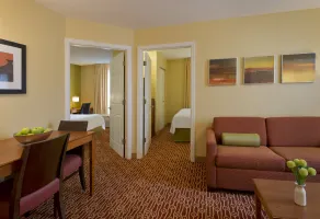 Birch Hills Suites - Blue Ash - Chambre