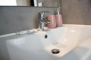 Deluxe and Spacious Double Room - Bb Marina - Badezimmer