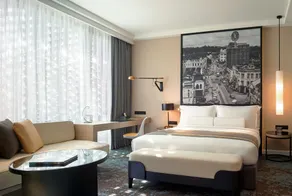 Hotel Stripes Kuala Lumpur, Autograph Collection - Room