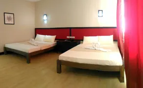 Asiatel Hotel, Sta. Rosa, Laguna - Chambre