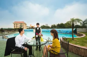Muong Thanh Grand Phuong Dong - Piscine