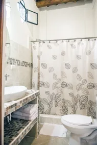 Hotel Casa de las Fuentes - Bathroom