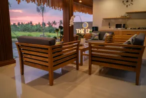 The Ume - Lobby