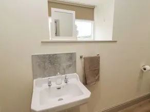 Cragg Lodge - Bathroom