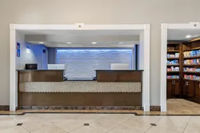 Best Western Plus Georgetown Inn & Suites - Receção
