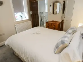 Little Birchinlea - Room