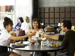 Park Inn By Radisson Orange - Restaurant