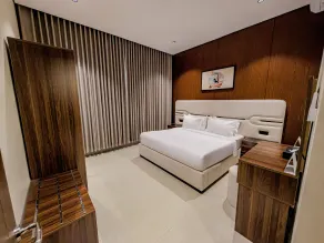 Tura Residence Al Khaleej- ترى للشقق المخدومة الخليج - Værelse