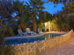 Room-peaceful Private Garden Studio for - Piscina