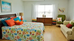 Beach Access! Group-Friendly Galveston Retreat - Værelse
