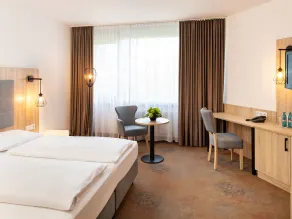 Plaza Hotel & Living Frankfurt - Chambre