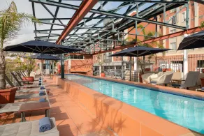 Garden Court Victoria Junction - Piscina