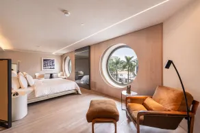 Hotel Unique - Room