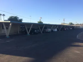 Buckeye Motor Hotel - Aparcamiento