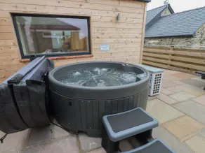 Hen Penmynydd - Außen-Whirlpool