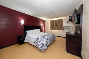 Red Roof Inn Jacksonville - Cruise Port - Zimmer