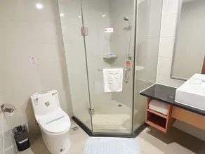 Shenzhen Xing Wei Yifeng Hotel - Baño