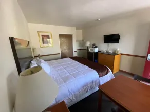 Town and Country Inn - Room