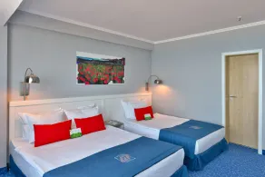 International Hotel Casino & Tower Suites - Room