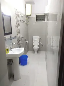 Living Studio - Bathroom