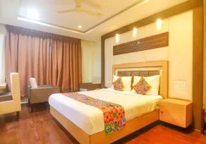 FabHotel Keerthi's Anupama - Nr Indira Gandhi Stadium - Værelse