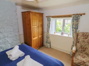 4 Lansdown Cottages - Room