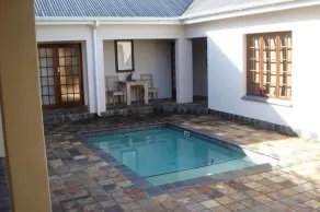 Baleia Guest Lodge - Pool