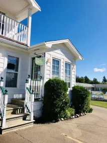 Anne Shirley Motel & Cottages - Rezeption