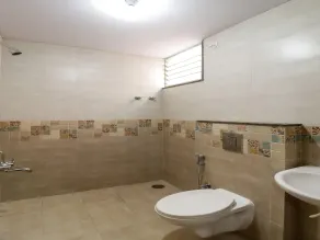 Super Capital O N R Residency - Bathroom