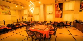 FabHotel Sashi Paradise - Restaurant