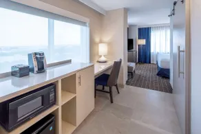 Embassy Suites Boston Logan Airport - Chambre